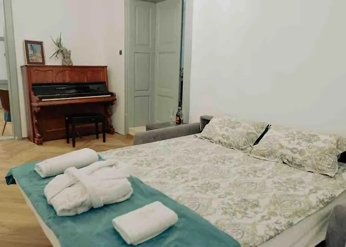 Downtown Luxury Segment Braszów